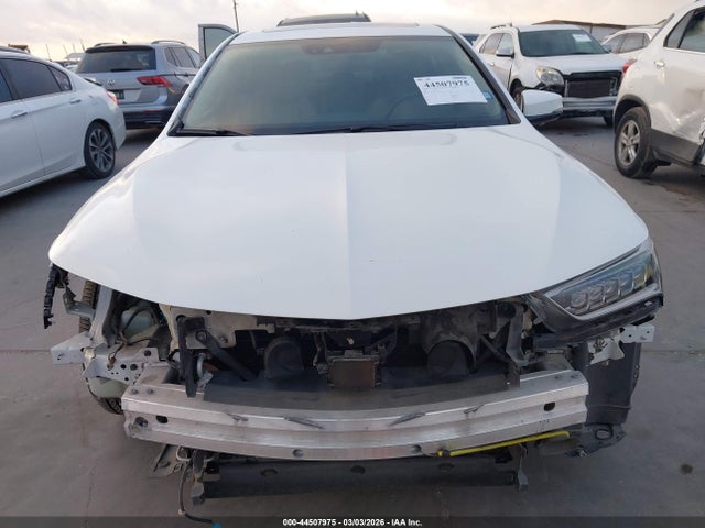 44507975 :رقم المزاد ، 19UUB2F59JA010078 vin ، 2018 Acura Tlx Tech Pkg مزاد بيع