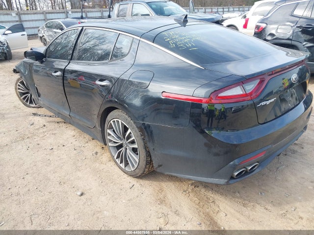 2018 KIA STINGER KNAE25LA2J6024118 Photo 2