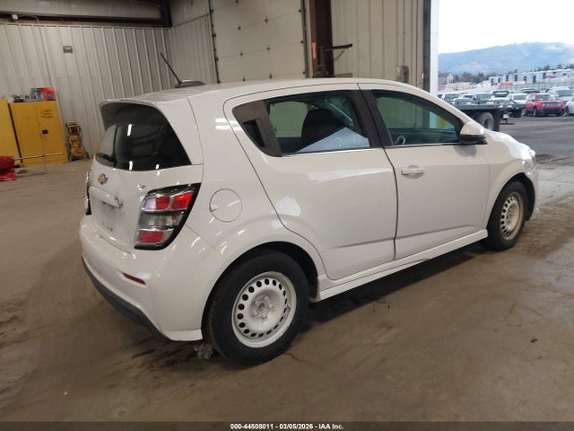 1G1JD6SG5H4123344 Chevrolet Sonic Lt Auto