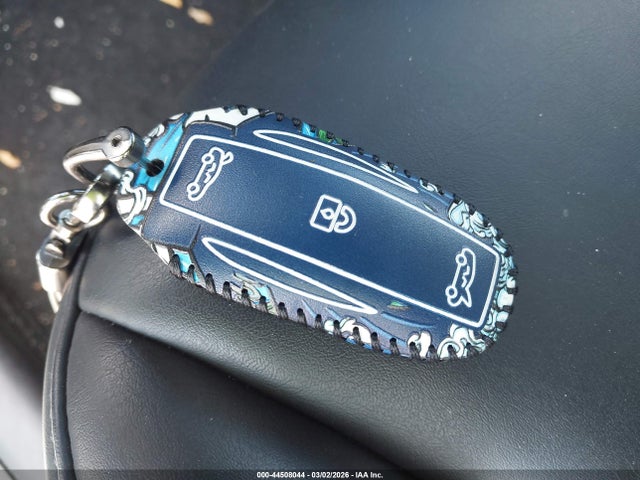 2021 TESLA MODEL Y 5YJYGDEE8MF115589 Photo 10