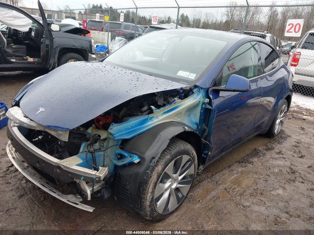 2024 Tesla Model Y მანქანა იყიდება აუქციონზე, vin: 7SAYGDED1RF009163, აუქციონის ნომერი: 44508046
