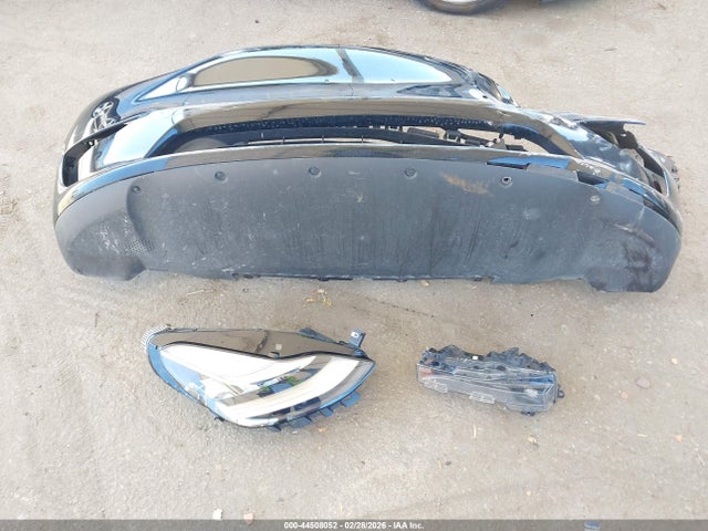 44508052 :رقم المزاد ، 7SAYGDEE9NF352273 vin ، 2022 Tesla Model Y Long Range Dual Motor All-wheel Drive مزاد بيع