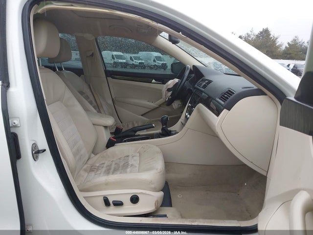 Продажа на аукционе авто 2014 Volkswagen Passat 2.0l Tdi Sel Premium, vin: 1VWCN7A3XEC067305, номер лота: 44508067