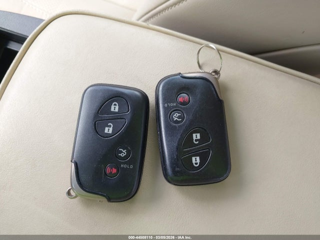 44508110 :رقم المزاد ، JTHBK1EG1B2417700 vin ، 2011 Lexus Es 350 مزاد بيع