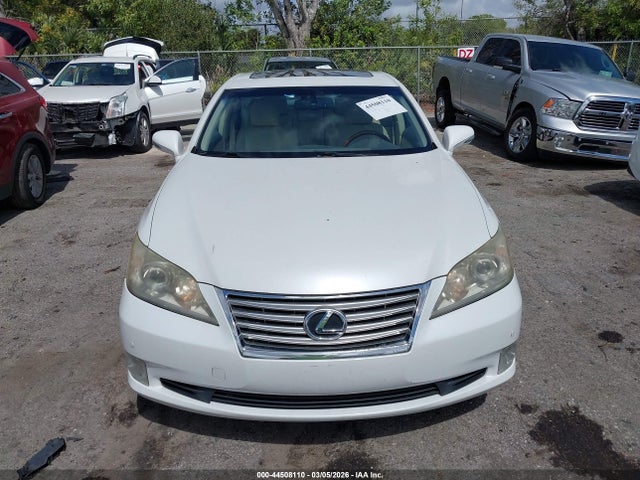 44508110 :رقم المزاد ، JTHBK1EG1B2417700 vin ، 2011 Lexus Es 350 مزاد بيع