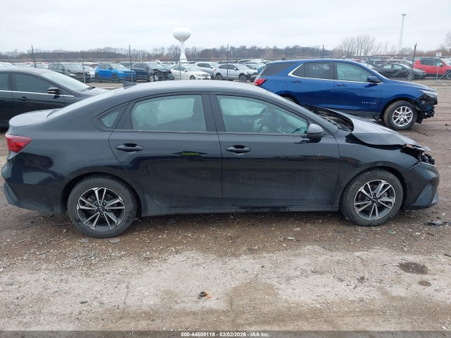 2024 Kia Forte Lxs მანქანა იყიდება აუქციონზე, vin: 3KPF24AD3RE816816, აუქციონის ნომერი: 44508118