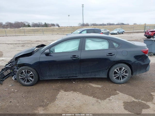 2024 Kia Forte Lxs მანქანა იყიდება აუქციონზე, vin: 3KPF24AD3RE816816, აუქციონის ნომერი: 44508118