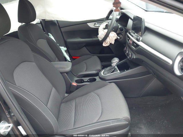 2024 Kia Forte Lxs მანქანა იყიდება აუქციონზე, vin: 3KPF24AD3RE816816, აუქციონის ნომერი: 44508118