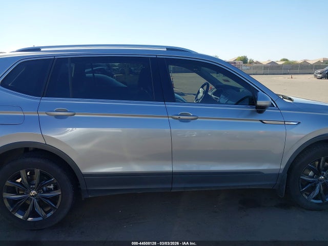 3VV3B7AX2RM166611 Volkswagen Tiguan 2.0t Se/2.0t Wolfsburg Edition
