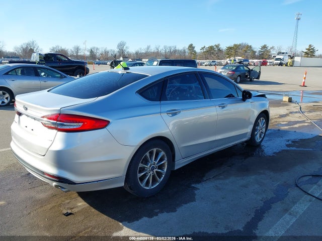 Ford FUSION SE 2017 3FA6P0H70HR150621 Image 4
