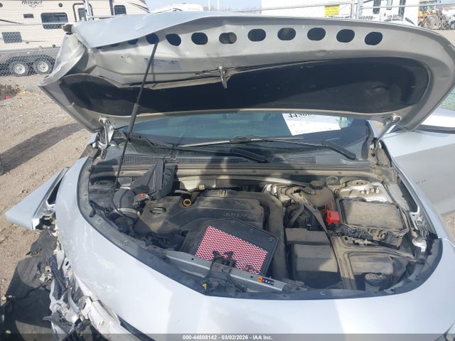 2019 CHEVROLET MALIBU 1G1ZD5ST1KF177178 Photo 9