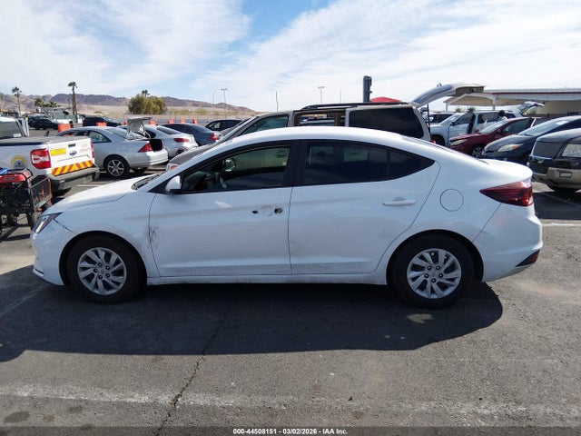 Hyundai ELANTRA SE 2019 5NPD74LF1KH495514 Image 13