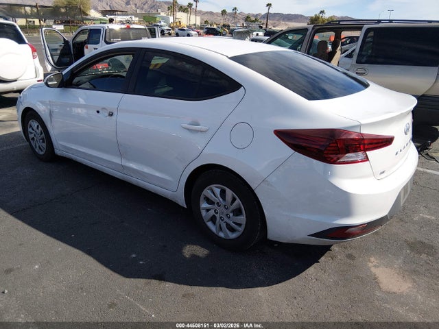 2019 HYUNDAI ELANTRA 5NPD74LF1KH495514 Photo 2