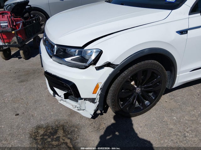 2021 Volkswagen Tiguan 2.0t Se/2.0t Se R-line Black/2.0t Sel მანქანა იყიდება აუქციონზე, vin: 3VV3B7AX8MM052640, აუქციონის ნომერი: 44508163
