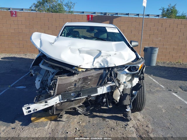 3GNAXHEV5KS673971 Chevrolet EQUINOX LS
