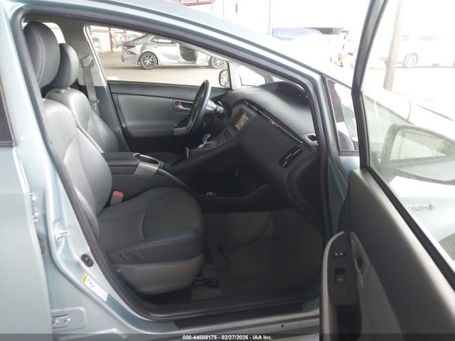 Toyota Prius Five 2015 JTDKN3DU3F1982988 Image 5