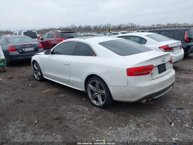 2011 AUDI S5 WAU3VAFR1BA005275 Photo 2