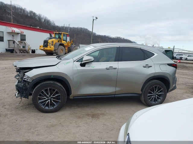 2024 Lexus Nx 350h Premium მანქანა იყიდება აუქციონზე, vin: 2T2GKCEZ2RC022470, აუქციონის ნომერი: 44508207