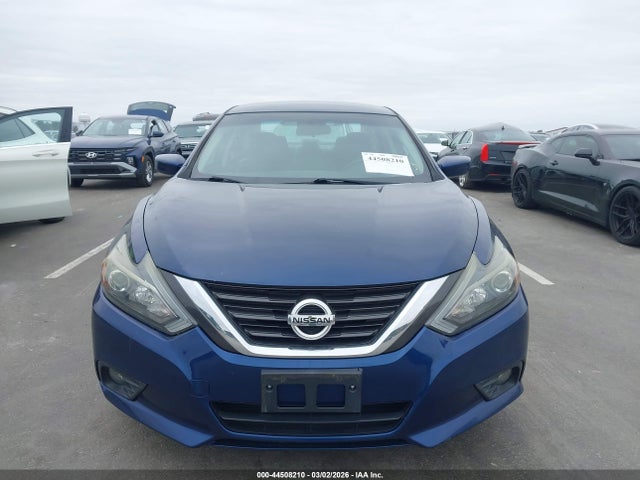 Продаж на аукціоні авто 2017 Nissan Altima 2.5 Sr, vin: 1N4AL3AP4HC157846, номер лоту: 44508210