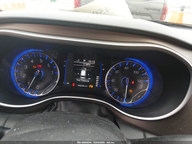 Продажа на аукционе авто 2018 Chrysler Pacifica Touring L, vin: 2C4RC1BG9JR144023, номер лота: 44508244