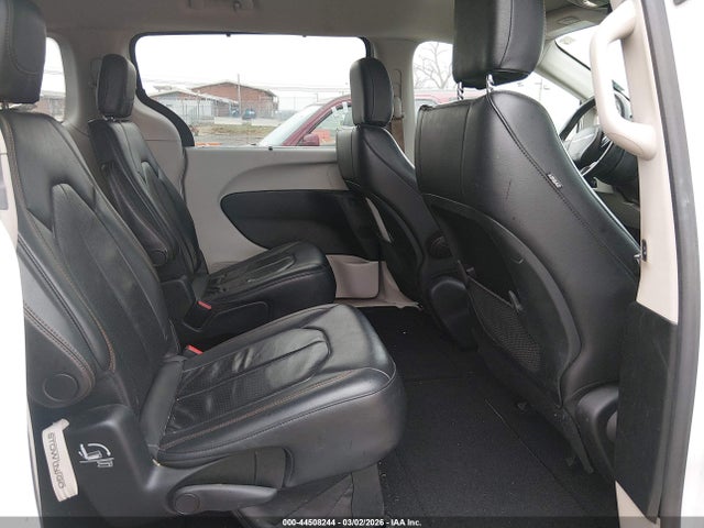 Продажа на аукционе авто 2018 Chrysler Pacifica Touring L, vin: 2C4RC1BG9JR144023, номер лота: 44508244