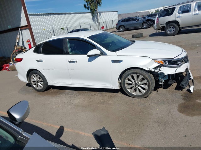 5XXGU4L3XGG087415 KIA OPTIMA EX