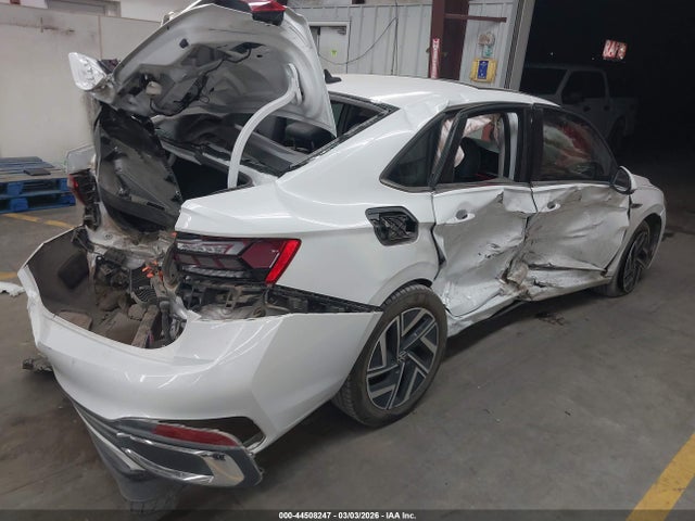 2022 Volkswagen Jetta 1.5t Sel მანქანა იყიდება აუქციონზე, vin: 3VWGM7BU3NM031031, აუქციონის ნომერი: 44508247