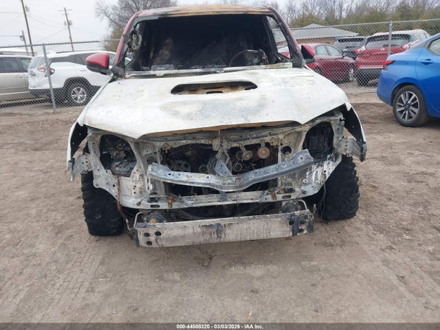 2019 Toyota 4runner Trd Off Road მანქანა იყიდება აუქციონზე, vin: JTEBU5JRXK5678487, აუქციონის ნომერი: 44508320