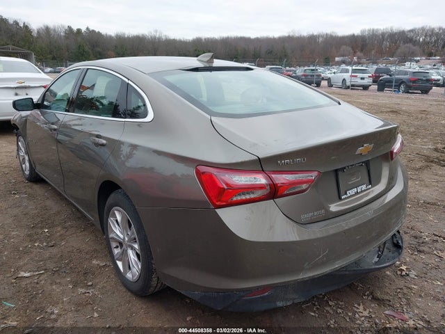 2020 CHEVROLET MALIBU 1G1ZD5ST1LF073369 Photo 2