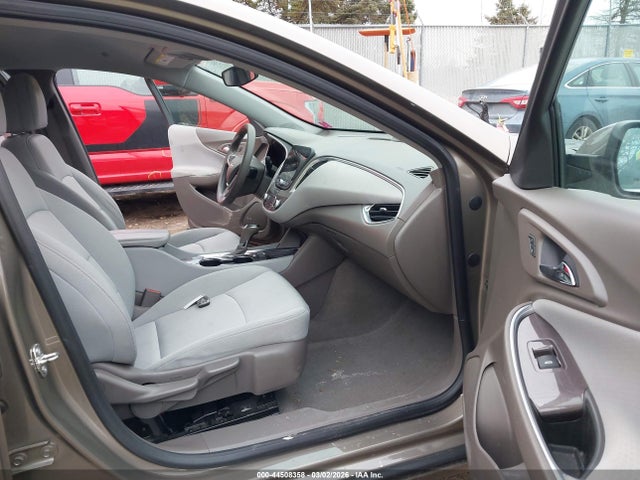 2020 CHEVROLET MALIBU 1G1ZD5ST1LF073369 Photo 4