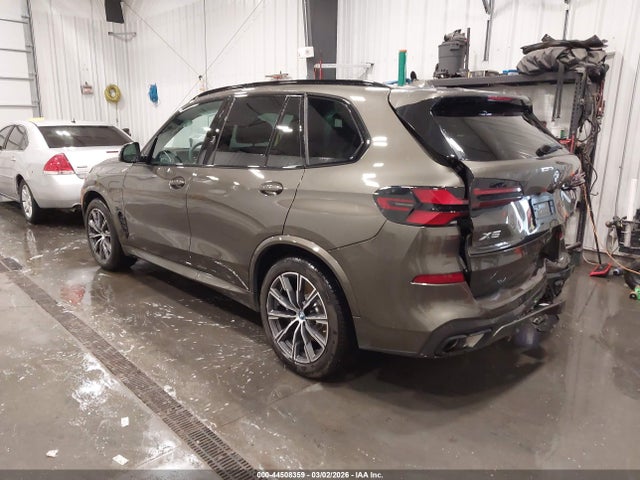 2025 BMW X5 PHEV 5UX43EU01S9Z01648 Photo 2