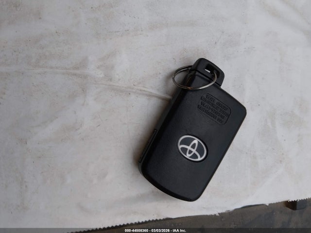 4T1BF1FK3EU806710 Toyota CAMRY XLE