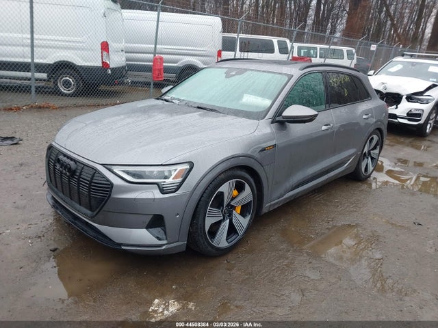 2022 AUDI E-TRON WA1LAAGE7NB008524 Photo 1