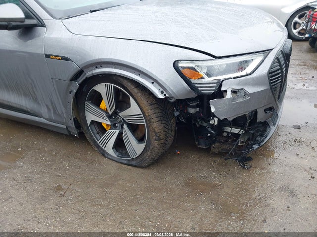 2022 AUDI E-TRON WA1LAAGE7NB008524 Photo 5
