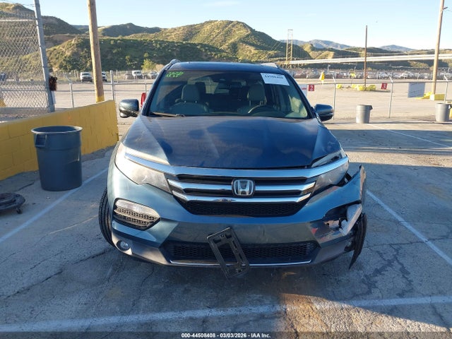 Honda Pilot Touring 2017 5FNYF5H95HB022297 Image 12