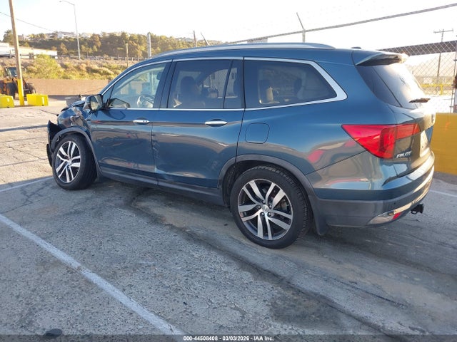 Honda Pilot Touring 2017 5FNYF5H95HB022297 Image 14
