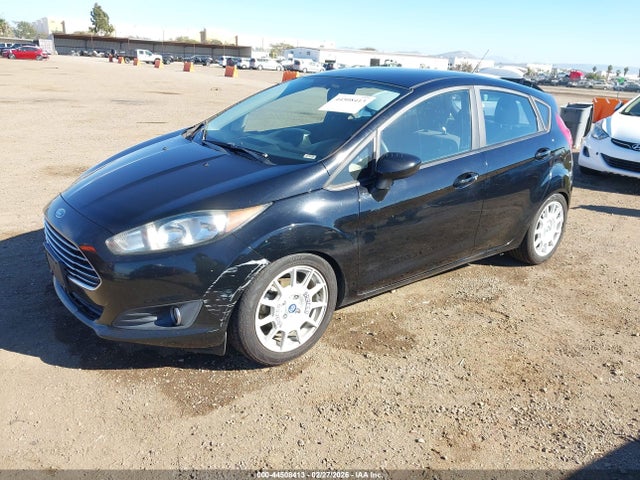 Ford FIESTA SE 2019 3FADP4EJ8KM121810 Image 2