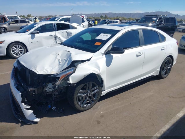 3KPF34AD5ME339621 KIA Forte Gt-line