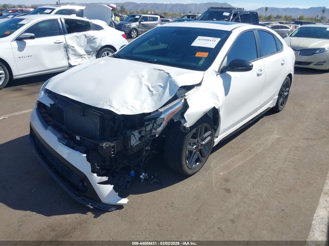 3KPF34AD5ME339621 KIA Forte Gt-line