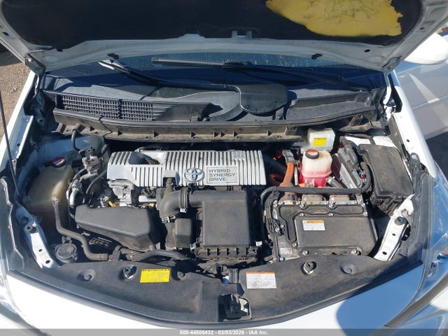 Toyota Prius V Two 2015 JTDZN3EU1FJ017785 Image 10