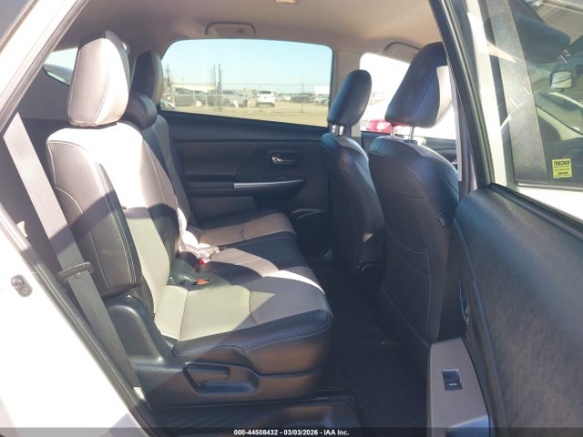 Toyota Prius V Two 2015 JTDZN3EU1FJ017785 Image 8