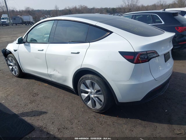 7SAYGDEE2PA097613 Tesla Model Y
