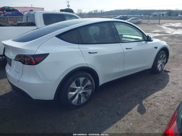 7SAYGDEE2PA097613 Tesla Model Y