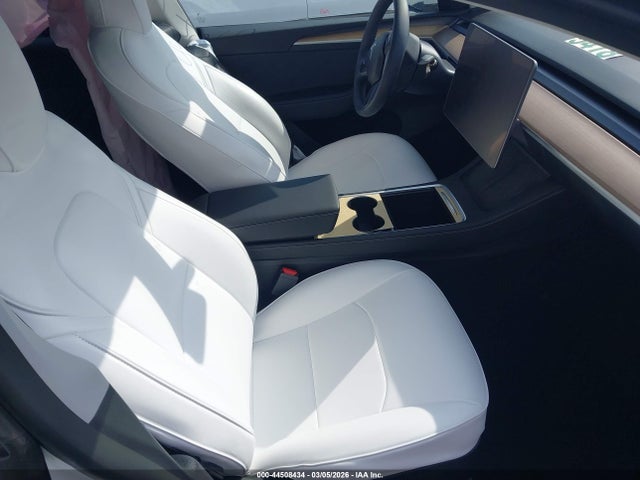7SAYGDEE2PA097613 Tesla Model Y