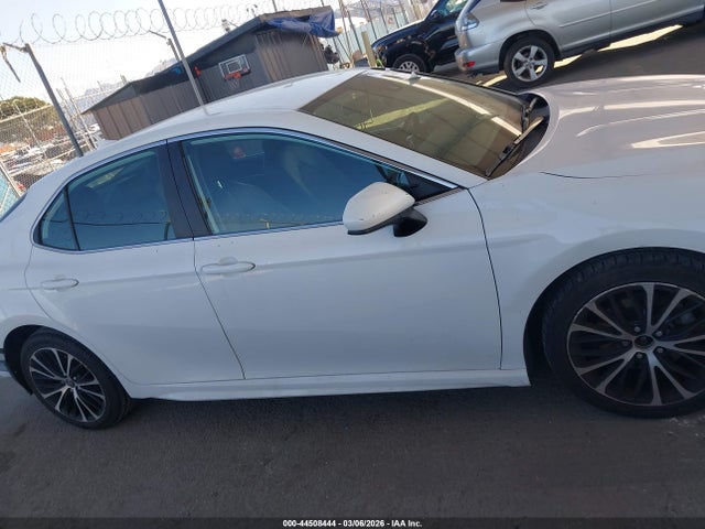 4T1B11HK4KU700189 Toyota CAMRY SE