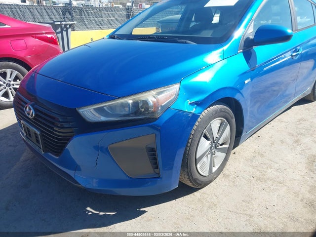KMHC65LC5JU088838 Hyundai Ioniq Hybrid Blue