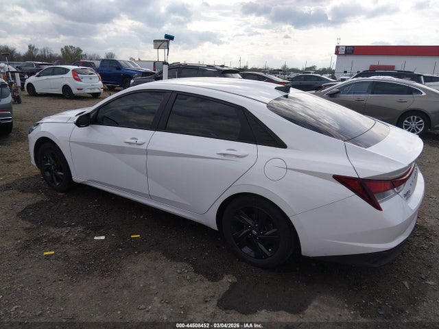 2021 HYUNDAI ELANTRA 5NPLS4AG7MH004744 Photo 2