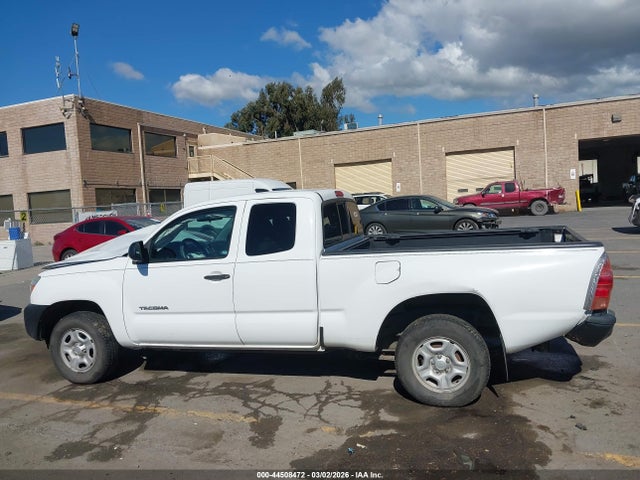 Toyota Tacoma 2015 5TFTX4CN5FX064770 Image 14
