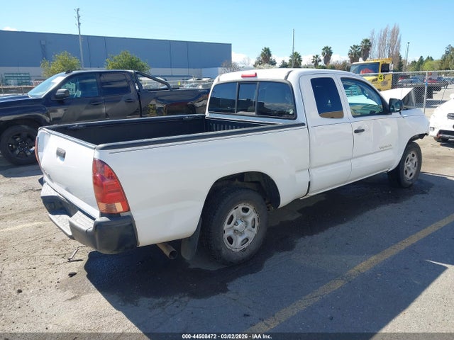 Toyota Tacoma 2015 5TFTX4CN5FX064770 Image 4