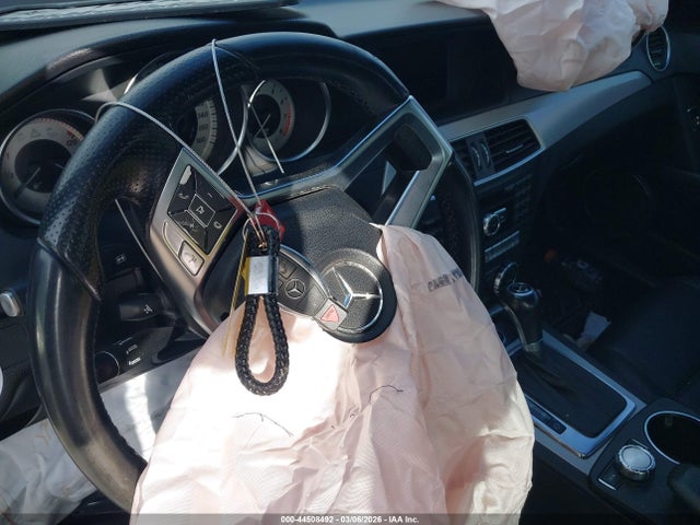 44508492 :رقم المزاد ، WDDGF4HB8DR270899 vin ، 2013 Mercedes-benz C 250 Sport مزاد بيع